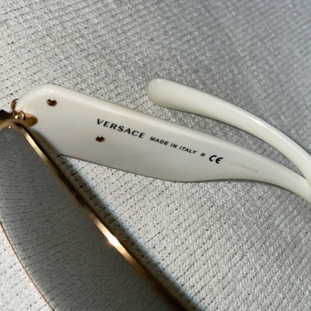VERSACE SUNGLASSES - Picture 8 of 10